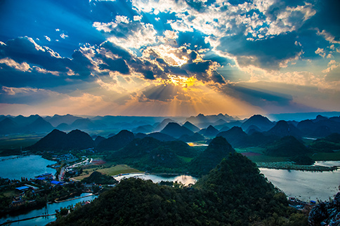 云南旅游景点 去看洱海湿地风光