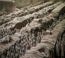 全景陕西--西安兵马俑、华清池，华山，乾陵、法门寺，黄帝陵轩辕庙、壶口，延安，市区双高7日